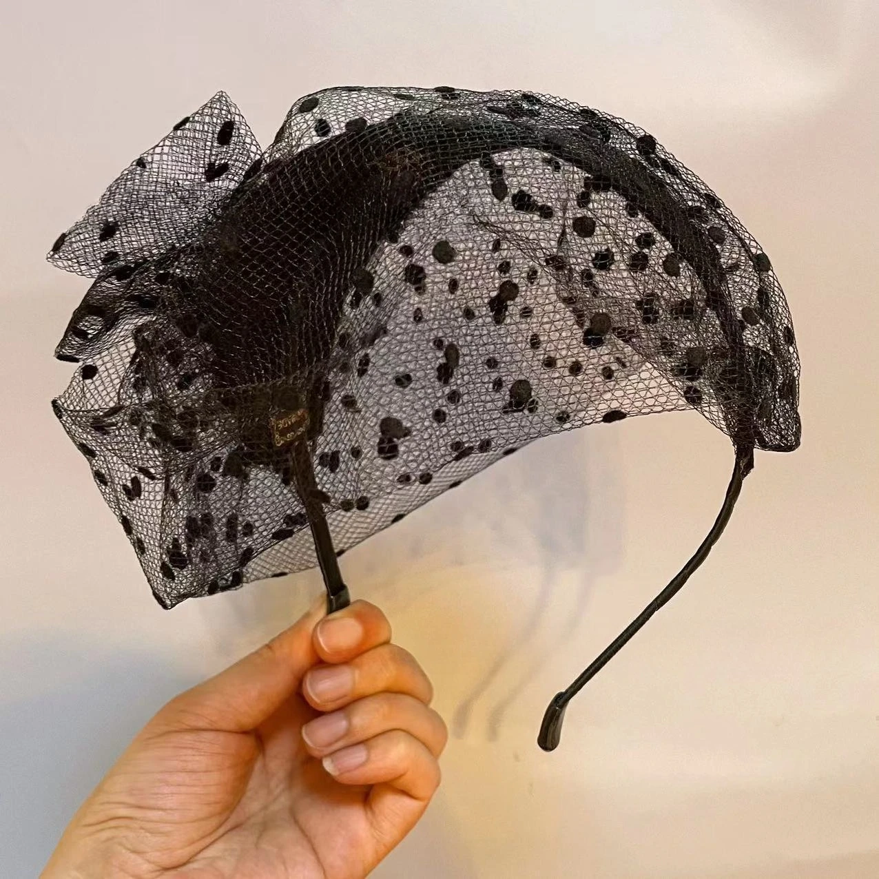 bone-beret-retro-de-malha-com-laco-tiara-de-renda-com-bolinhas-presilha-de-cabelo-multifuncional-acessorio-decorativo-para-cabelo-cobertura-para-cabelos-brancos-para-uso-diario