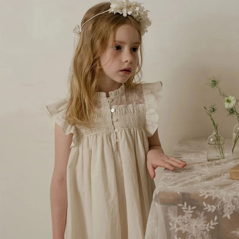 2024 New Girls Handmade Smocking Dress Pure Cotton Hand-Embroidered Flying Sleeves Beige Clothes Birthday Prince Summer Dresses