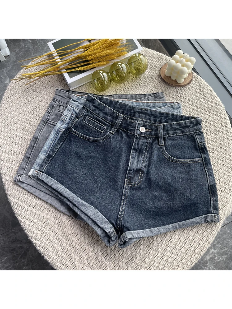 

Women Mini Denim Shorts Fashion Y2k Jean Shorts Vintage Streetwear Korean Cowboy Short Pants 2000s Oversize Clothes Summer 2024