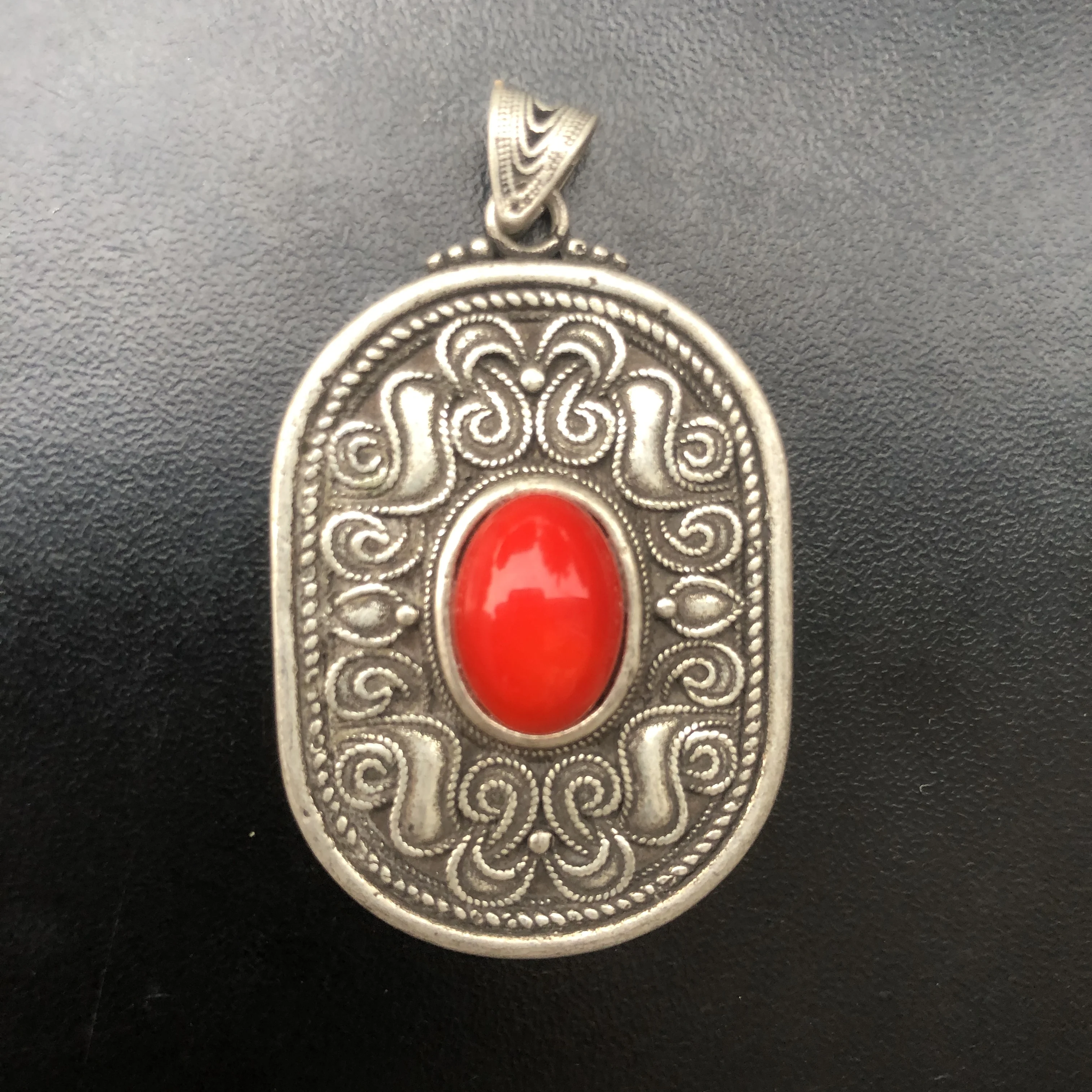 Tibetan Ethnic Alloy Pendant Oval Red Imitation Coral Inlaid Vintage Swirl Carving Double Vajra Symbol Women Jewelry