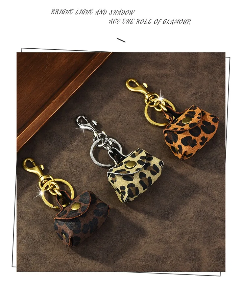 Ретро и модные маленькие кошельки кофейного цвета, аксессуары для автомобильных ключей, брелки и изысканные подвески для сумок.