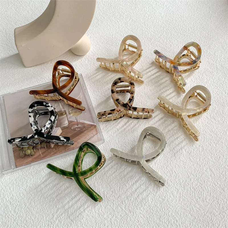 DS In Stock Low Price Clearance 8CM Geometry Hair Claw Acetate Claw Clip Crab Hair Clip for Women Hair Accessories