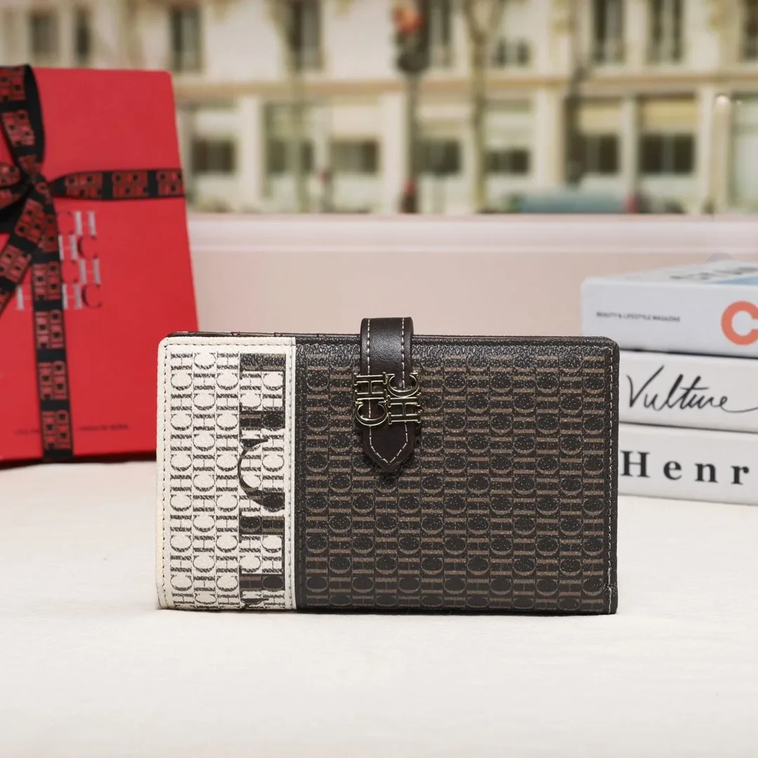 Thumbnail 4 - #35 Best Womens Wallets to Buy In 2026