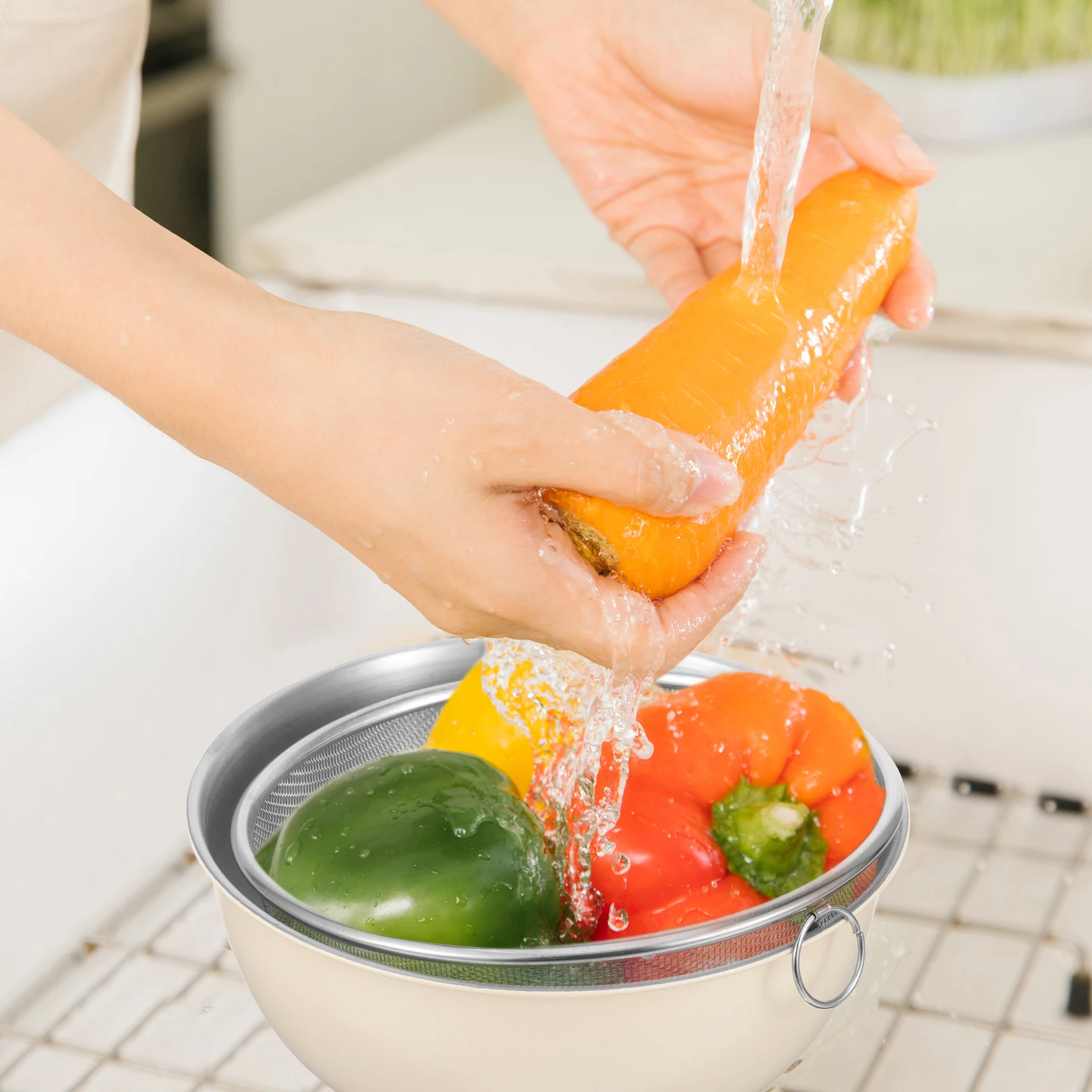 

1 Set Stainless Steel Fine Mesh Strainer Basket Vegetable Washing Colander Kitchen Drainer Bowl Rice Cleaner Household Metal