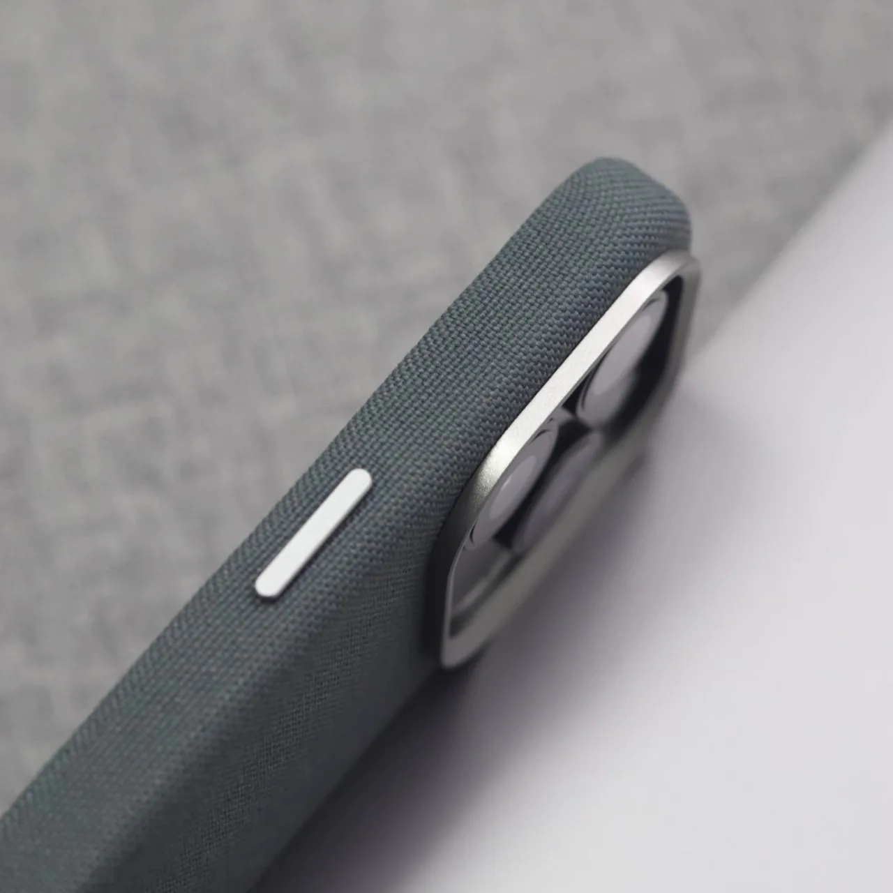 Nylonowe etui na telefon z tkaniny zgodne z MagSafe do iPhone 13 14 15 16 Pro Max Plus, luksusowa tekstura plecionki, wojskowa ochrona przed wstrząsami, magnetyczne etui. — zdjęcie produktu 5