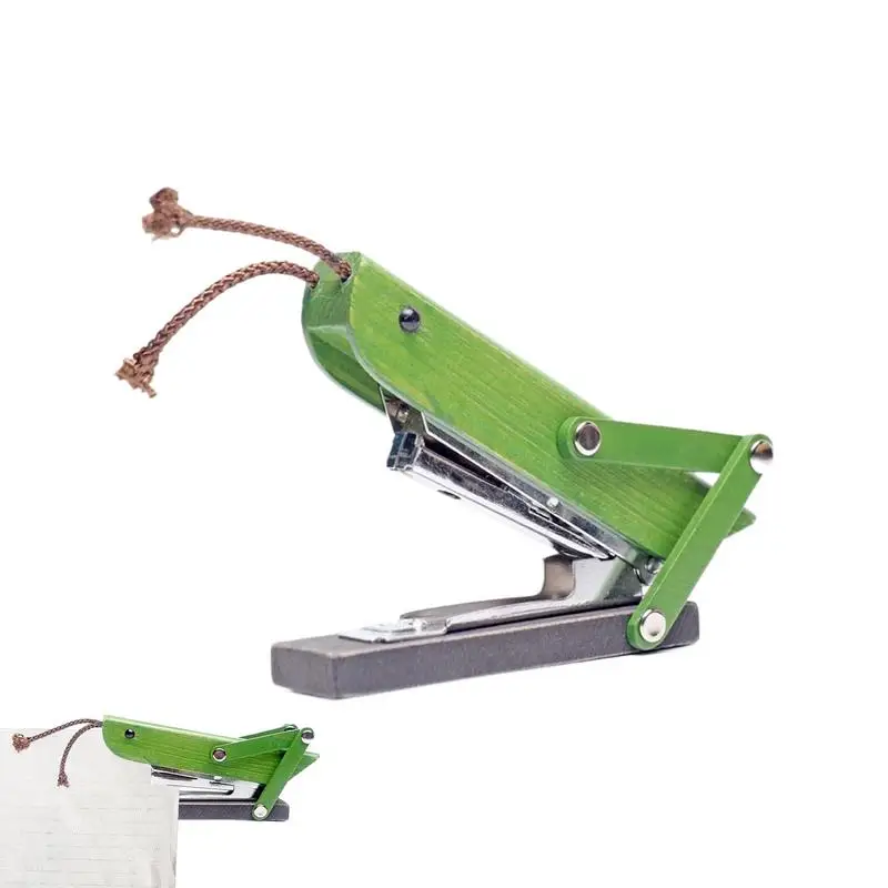 Grasshopper Stapler Cute Desk Stapler Funny Stapler Desktop Stitcher Art Figurine Statue Sculpture For School Office Stationery