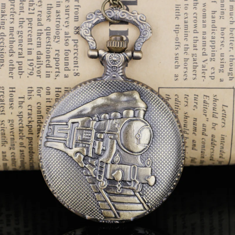 Vintage Bronze Train Quartz Pocket Watches Fob Pendant Pocket Clock Gifts Men Women Retro Accessory Watch Jewelry Gifts