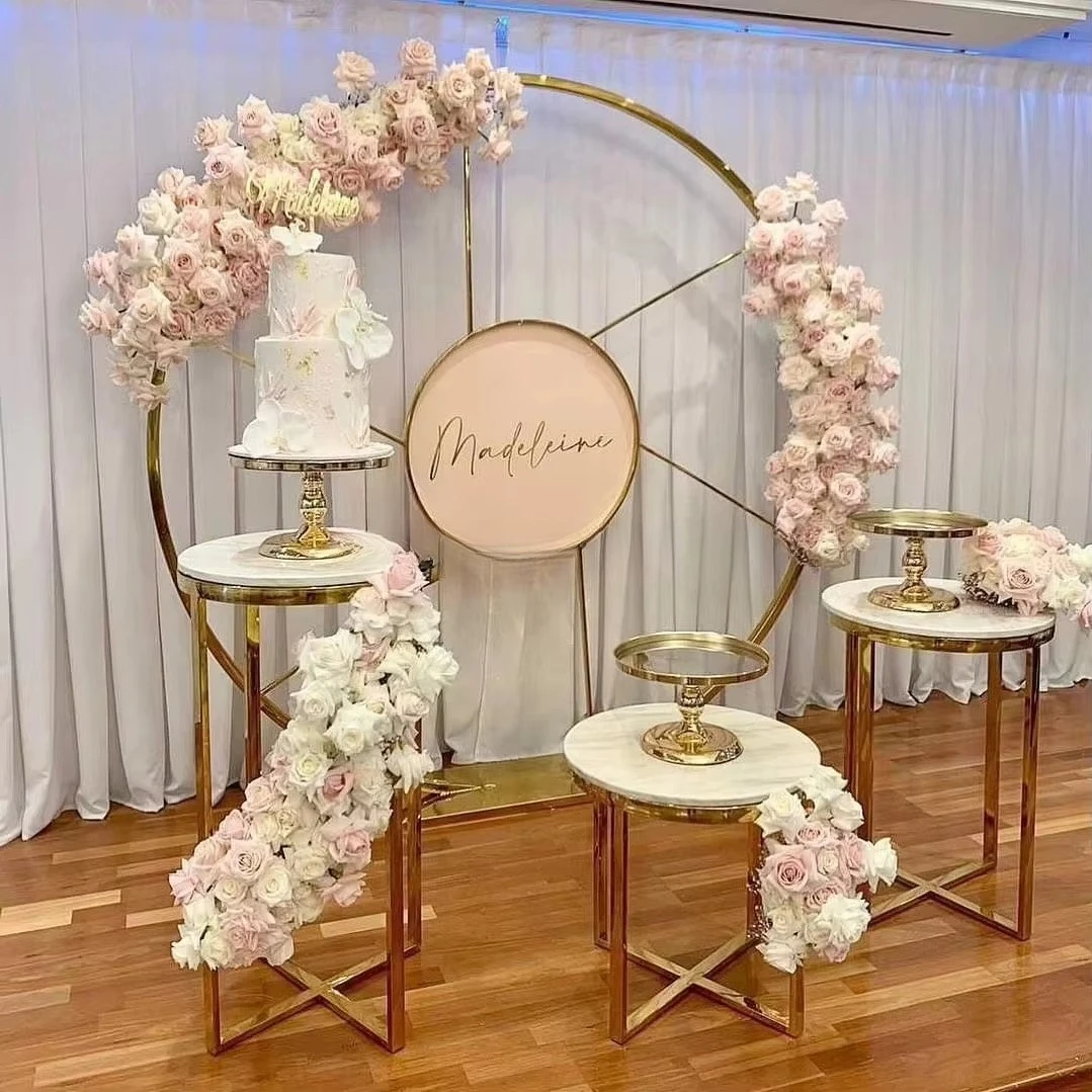 Stylish design elegantly decorates the wedding backdrop display