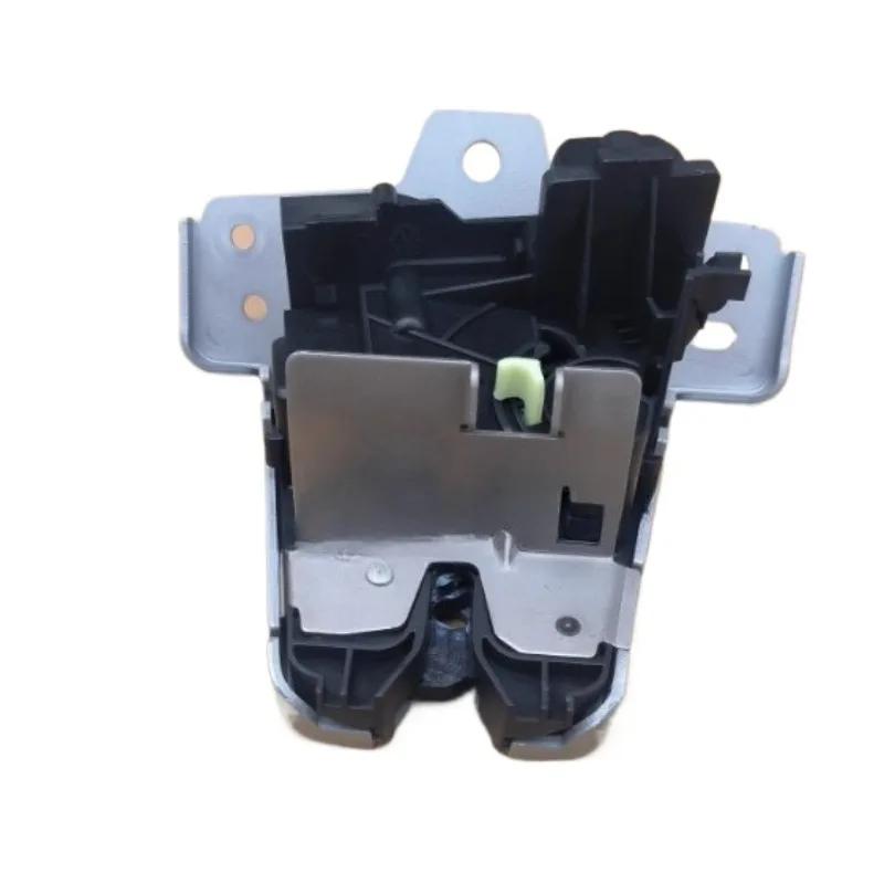 

Trunk Tailgate Center Locking Block for Geely Azkarra 2020 EmgrandL LeishenHi.P Monjaro Tugella S Brand New Automobile Part