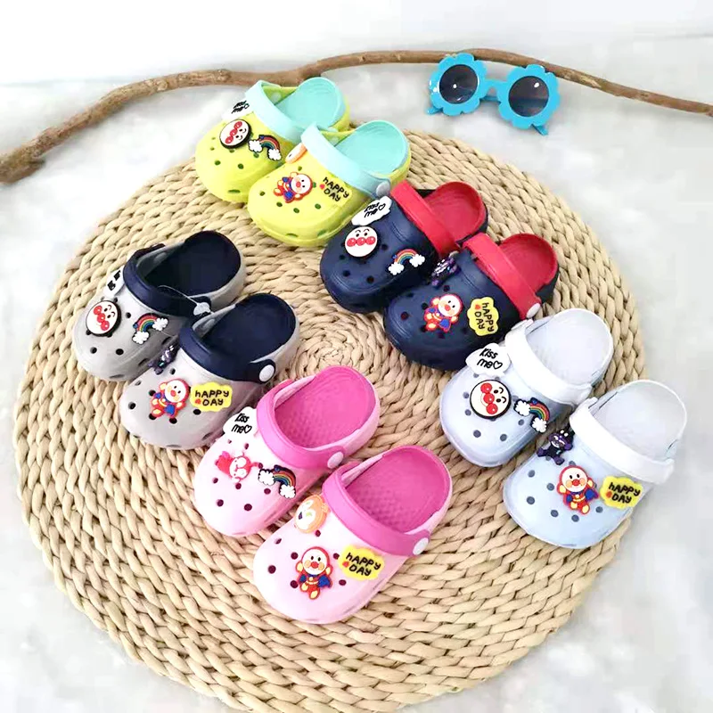 Kids Summer Apanman Cartoon Cave Hole Sandals Garden Beach Slippers Sandals Non-Slip Soft Soled Quick Drying Shoes