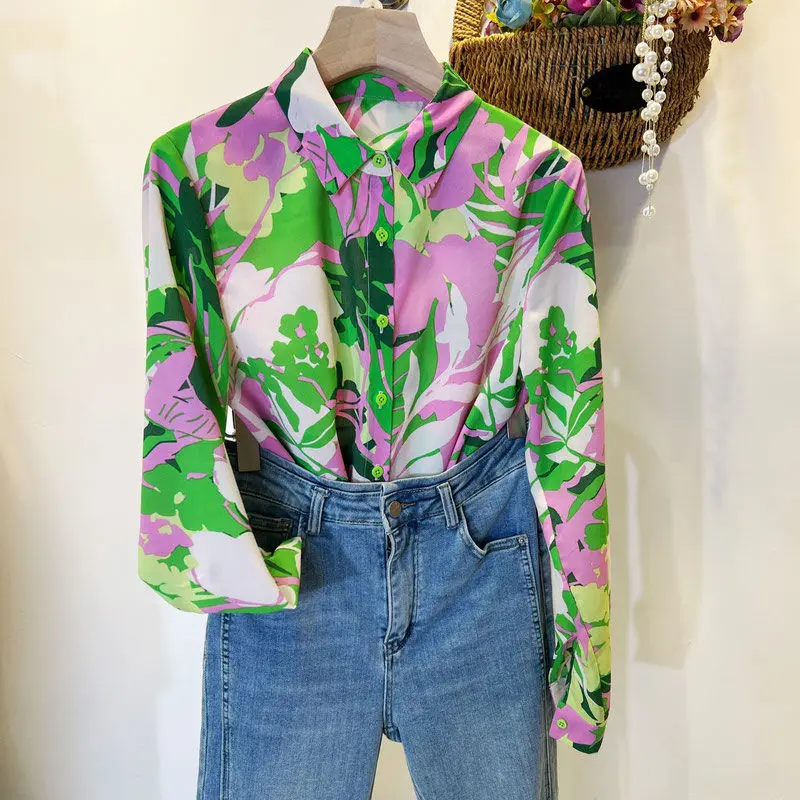 Temperamento feminino com fivela de gravata verde casual, confortável camisa de chiffon, plantas e flores, manga comprida, personalidade, primavera 2022