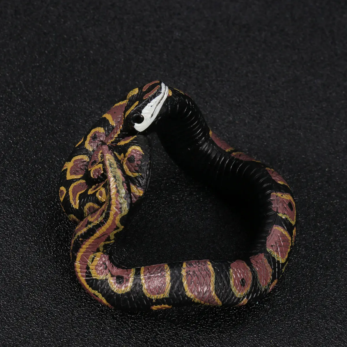 Ultra Realistic Snake Bracelet Wrap Around Wrist Lifelike Detail Horror Prank Prop for April Fools Day Halloween Bird Cat