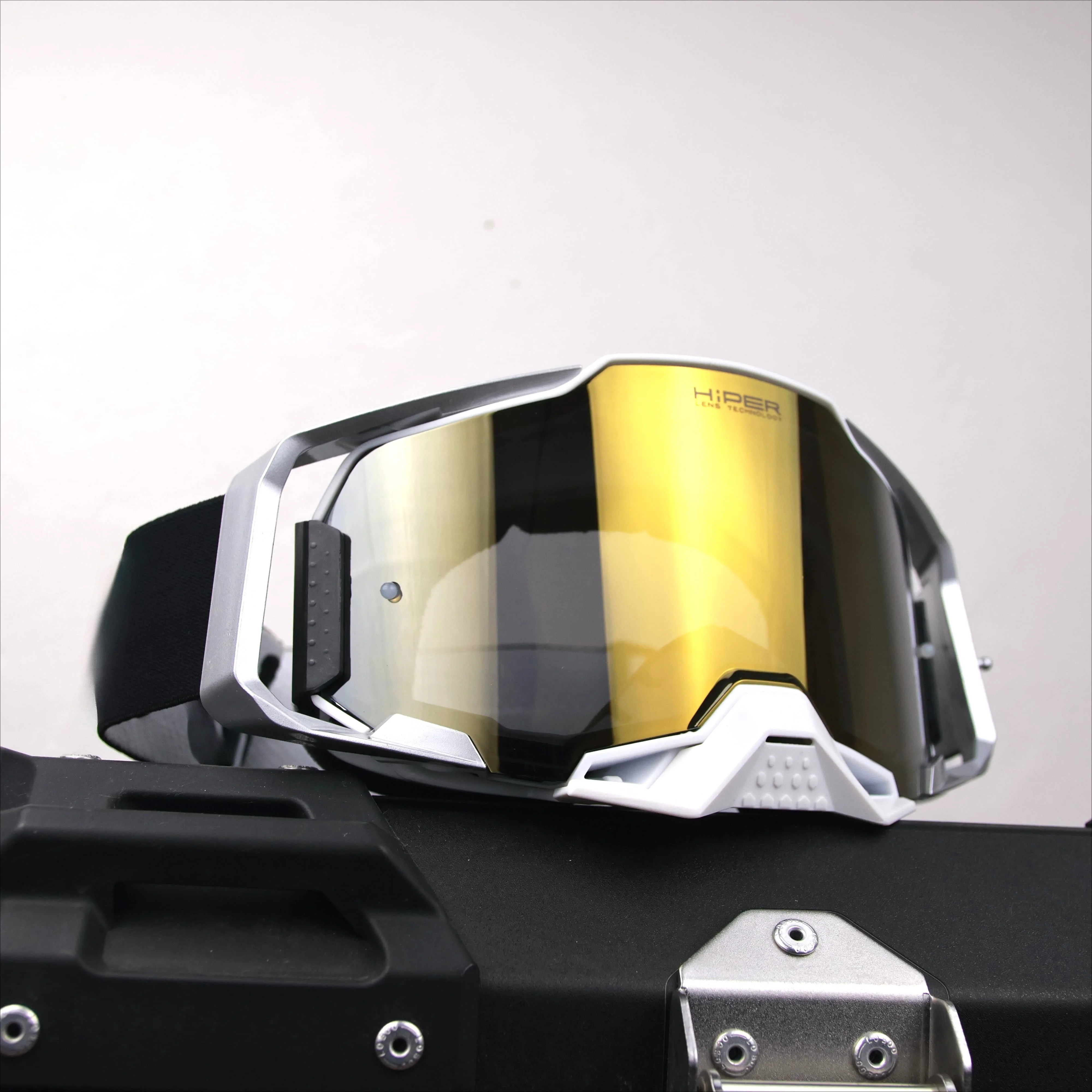 1 Pcs Multi-Color Quick-Release Lens Moto Goggles - Anti-Fog, Off-Road ATV MX, Helmet-Compatible for Western Riders