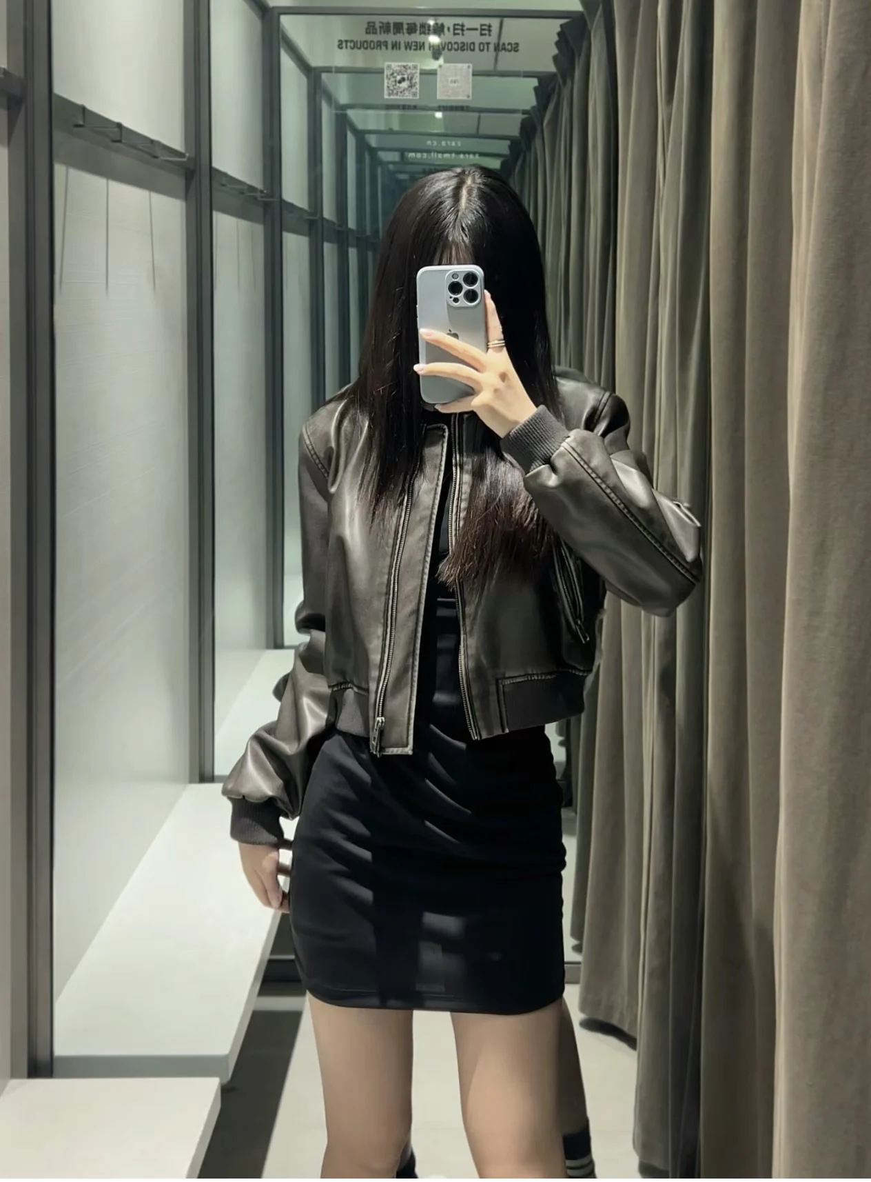 ETJ2023 New Women\'s Faux Leather Jacket Super Cool Mock Neck Motorcycle Short Coat Leather Coat