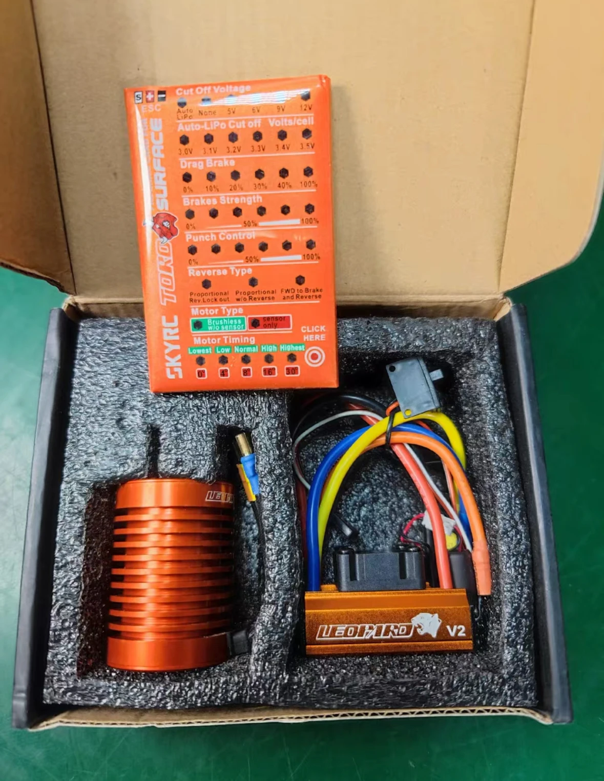 

Skyrc SK-300042-04 Brushless Motor 540 60A ESC Speed control Leopard V2 12.0R 3300KV /3930KV 10T 12T Combo Set for 1/10 Car