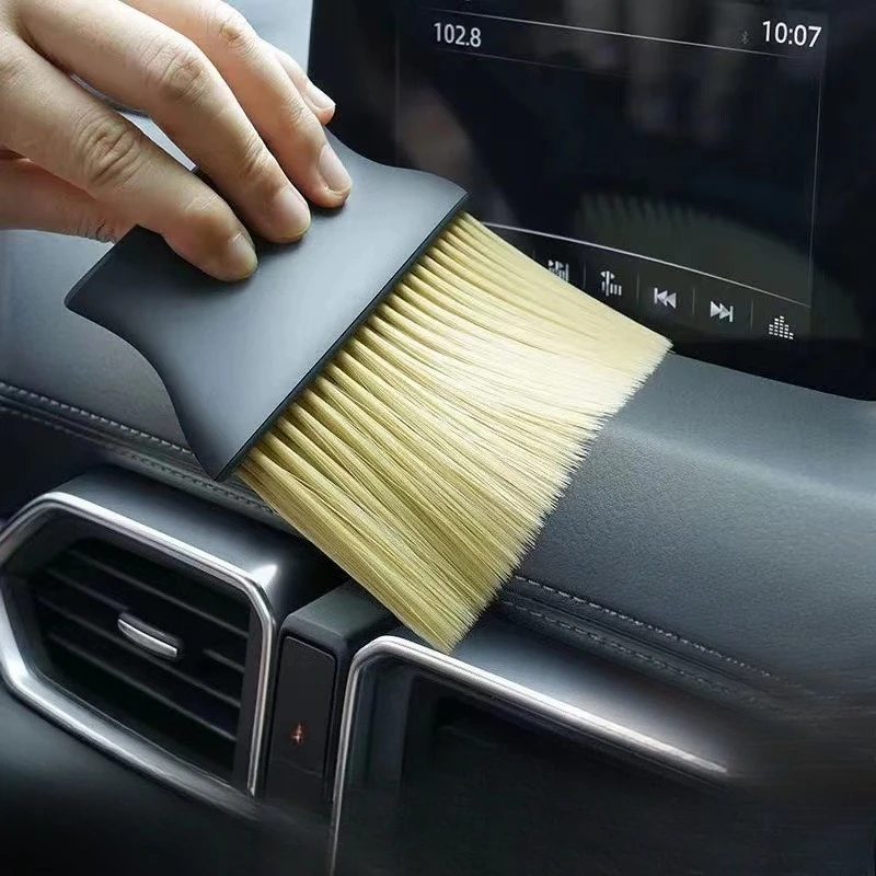 

Car interior cleaning dust brush Air outlet central control air conditioning window slot dust removal details Soft brush