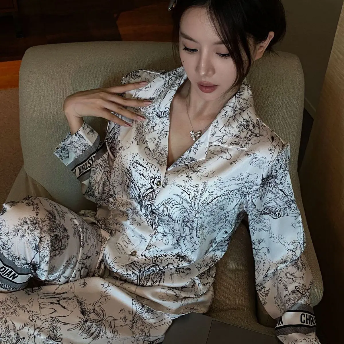 Printed Satin Sleepwear Pijamas Suit Women Pajamas Set Fashion Lounge Wear Spring Autumn Trouser Nightwear Loose Casual Homewear