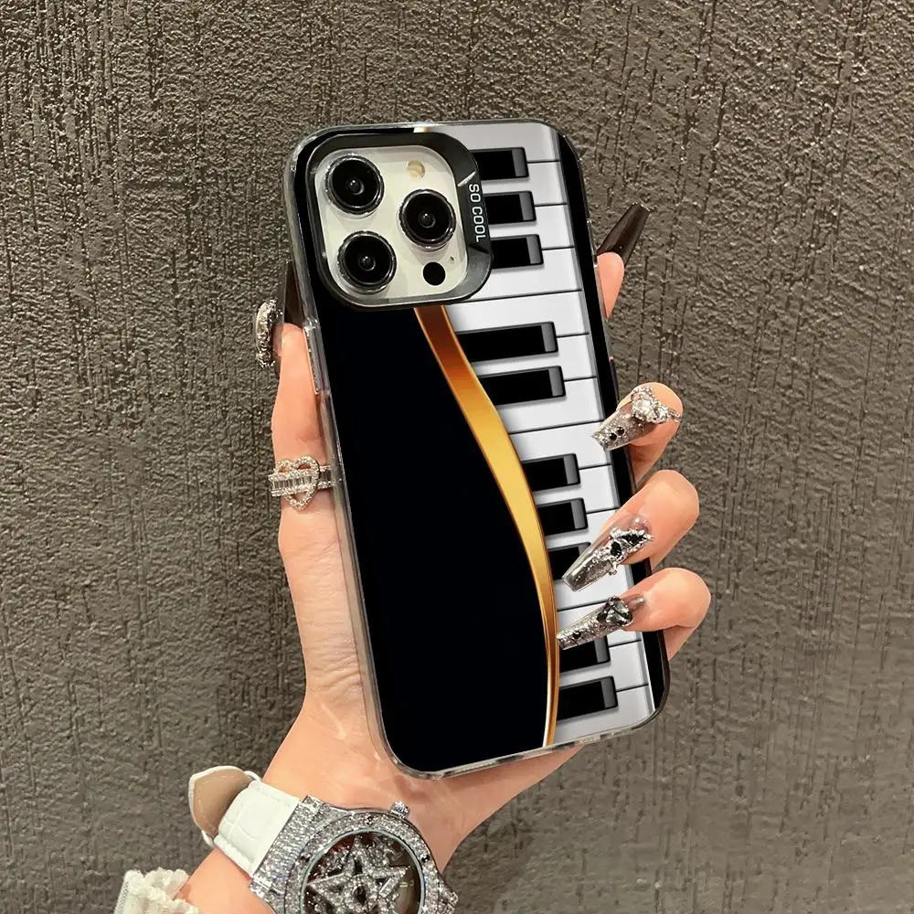 Casing ponsel motif piano ini cocok untuk iPhone 17 16 15 14 13 12 11 Pro/Max/Plus, anti jatuh dan tahan guncangan.
