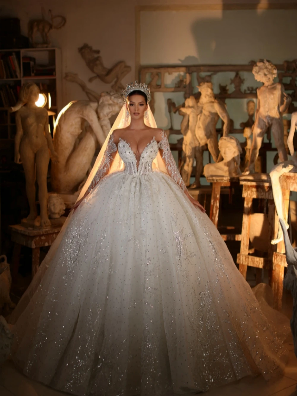 Sexy Deep V-neck Wedding Dress Sparkly Sequins Crystal Bridal Gown Luxury Ball Gown Long Bride Robe Vestidos De Novia