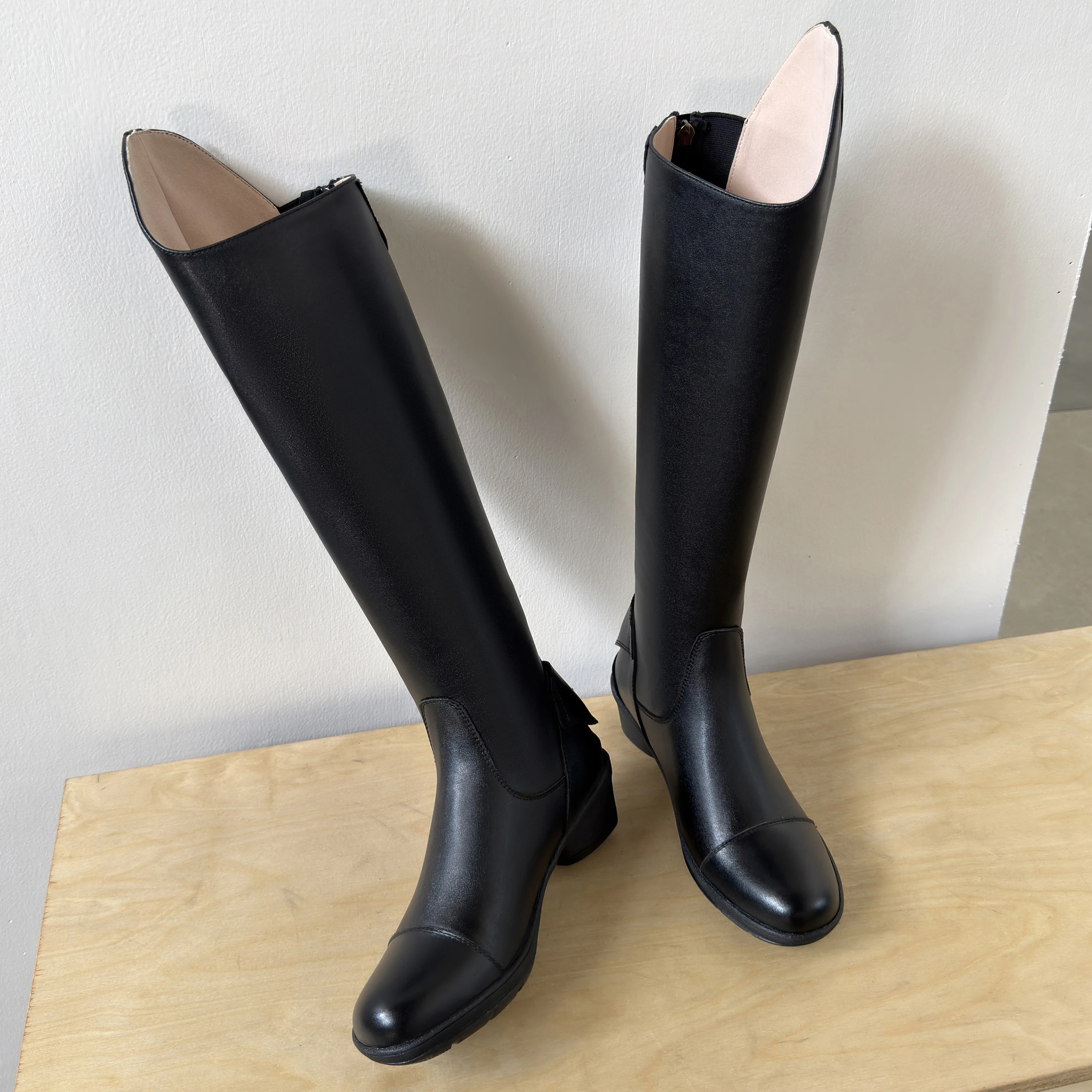 Professional Women Equestrian Boots Knee High Footwear Riding Equipment Non-Slip Horsemanship Shoes Resistant Horse Rider Shoess