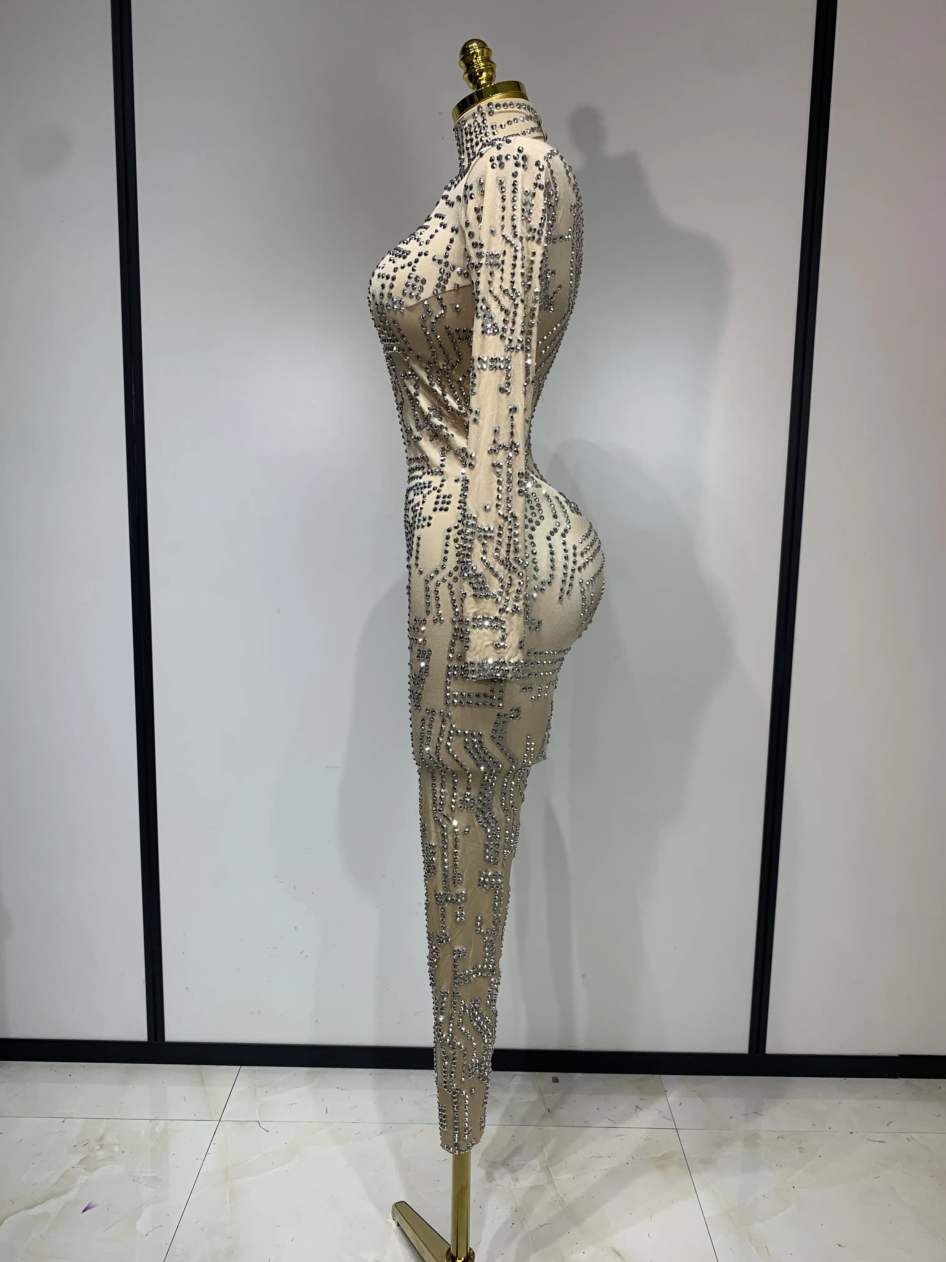 بدلة قفز مرصعة بأحجار الراين اللامعة للنساء بدلة رقص مثيرة قابلة للتمدد لحفلات أعياد الميلاد والنوادي الليلية ملابس المسرح أزياء سحب الملكة