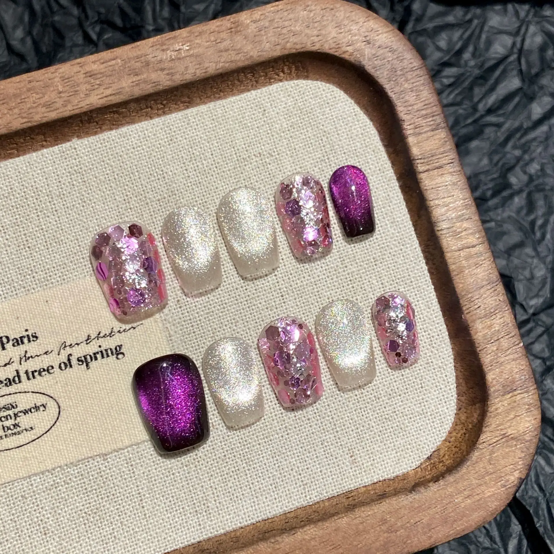 10 pezzi fatti a mano francese glitter viola occhio di gatto stampa sulle unghie corte quadrate lucide design con paillettes unghie finte indossabili consigli per nail art ﻿