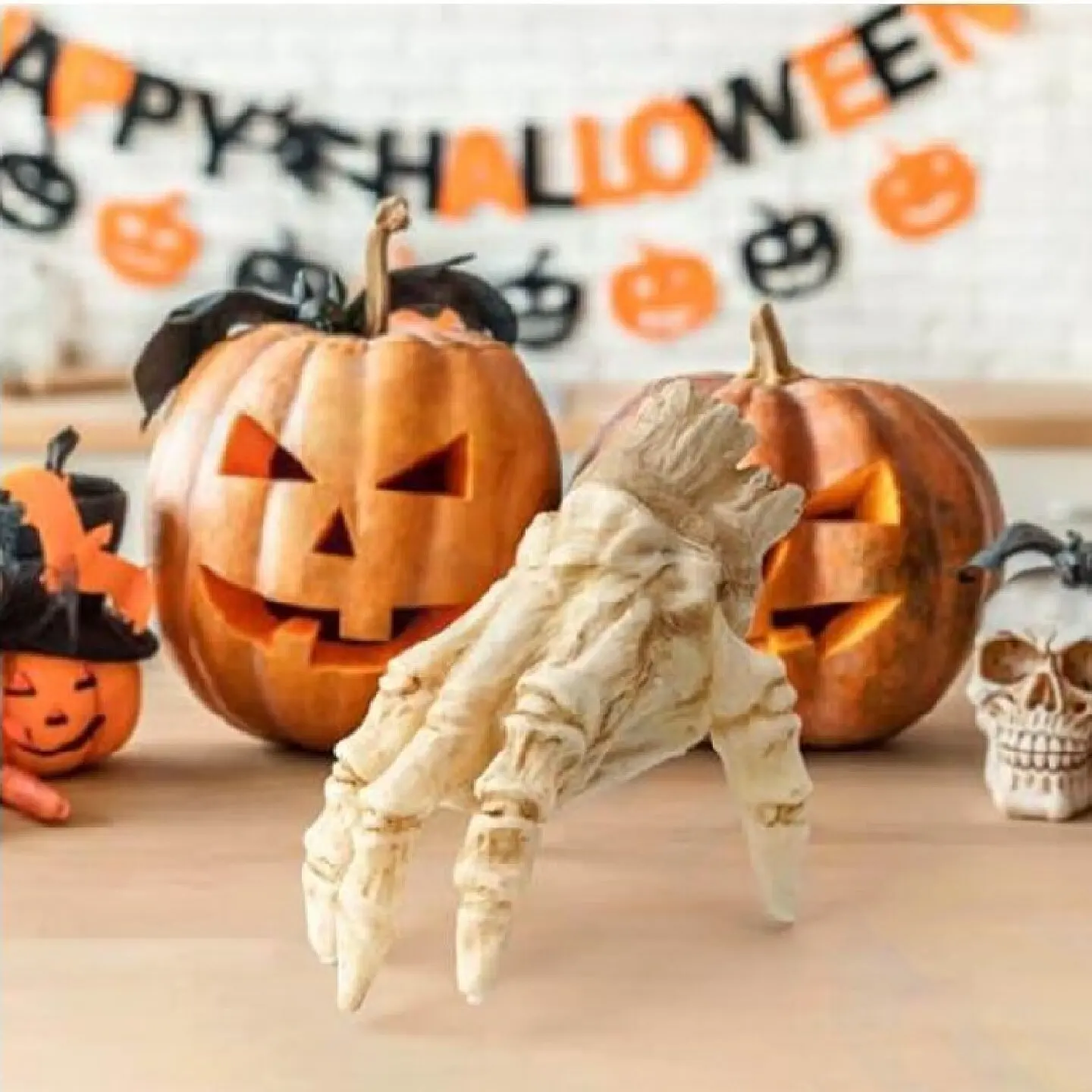 Fake Severed Hands Halloween Zombie Hand Electric light emitting sound crawling Broken hand Haunted House Halloween Tricky Toys