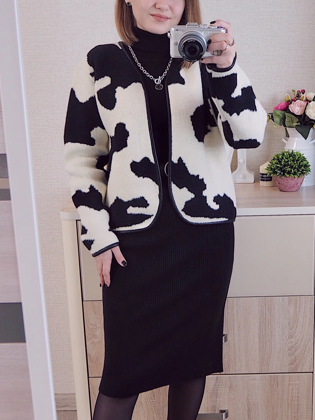 2024 Spring Gothic Wool Knitted Y2K Short Coats Fashion Color Block Long Sleeve Woman Cow Cardigan Jackets C-142