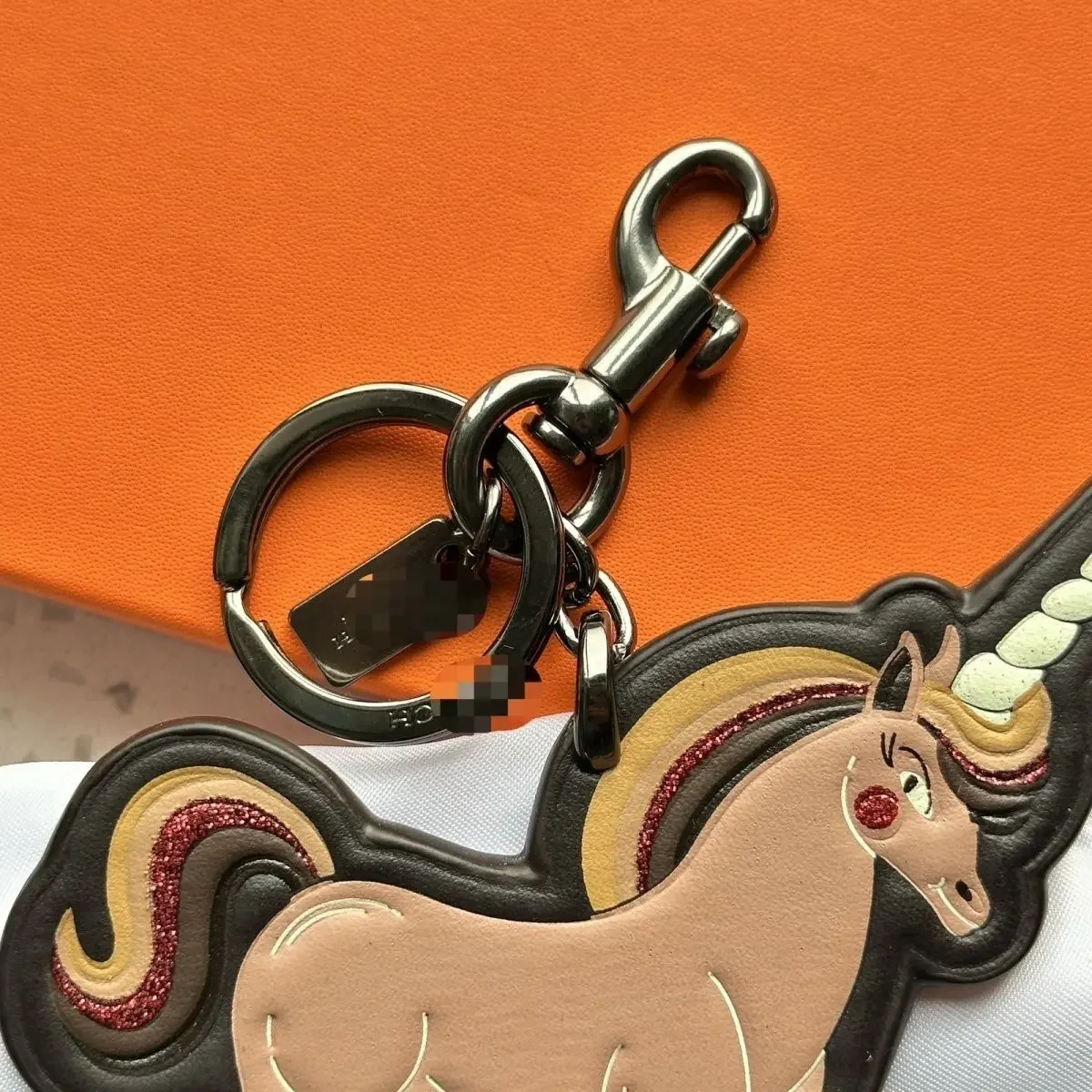 

Fashion bag pendant unicorn keychain car pendant girl cute bag student pendant schoolbag keychain gift