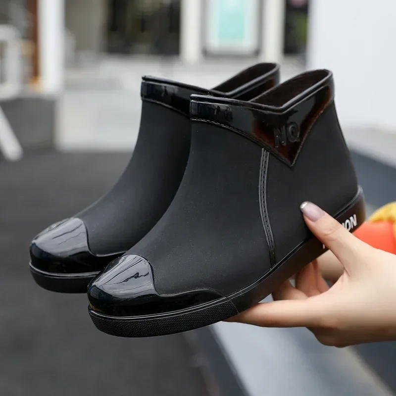 Shoes Women  Non Slip Waterproof Rain Boots Tube Rain Boots Boots for Women Waterproof Work Botas De Caza Espanolas 2024