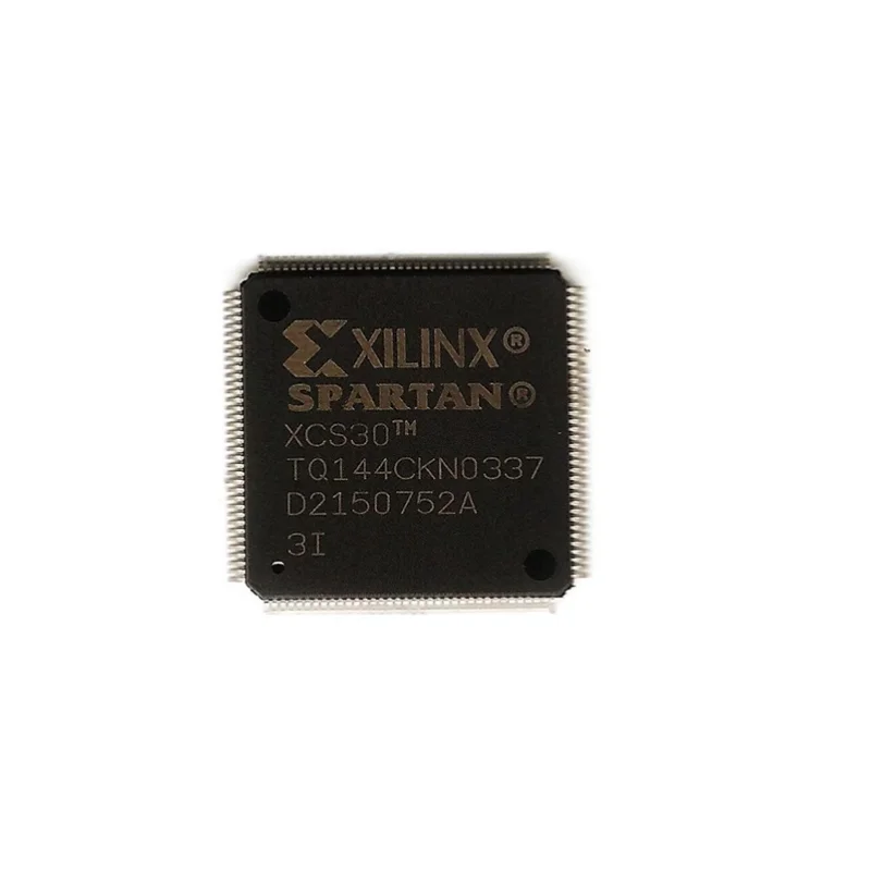 100% New and Original XCS30 XCS303TQ144I XCS30-3TQ144I QFP144 Electronic Component