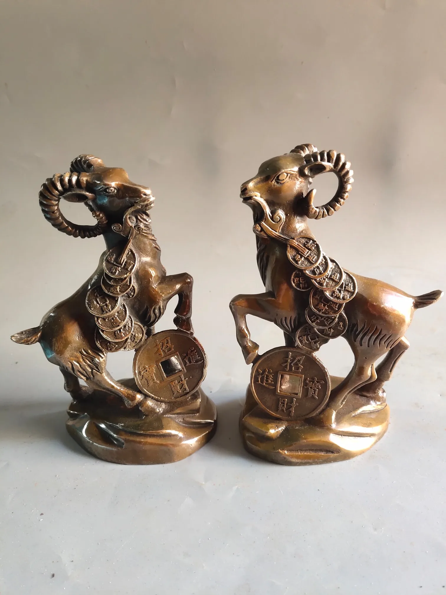 Exquisitely Crafted Home Decor Made of Pure Copper with Exquisite Sheep Shape Recommended for Collection