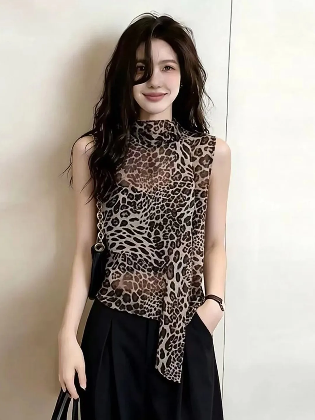 2026 Summer New Design Thin See-through Sexy Girl Micro-transparency Bell Sleeveless Shirt French Style Slim Fit Leopard Print