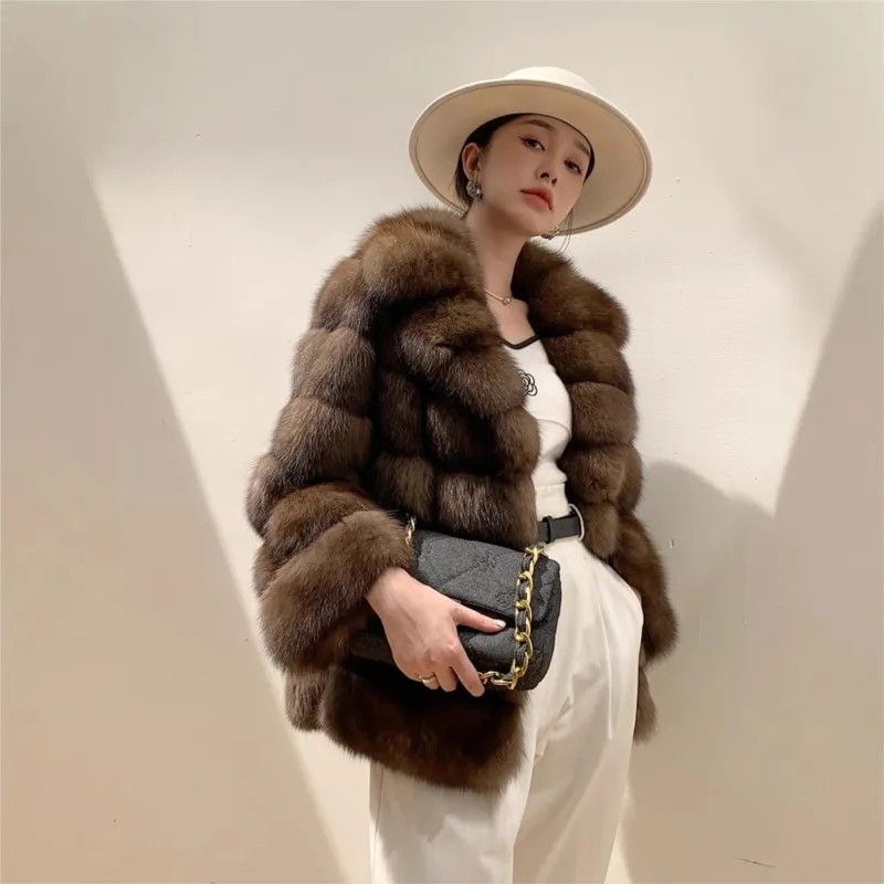 A light luxury purple coat short suit collar and fur for women