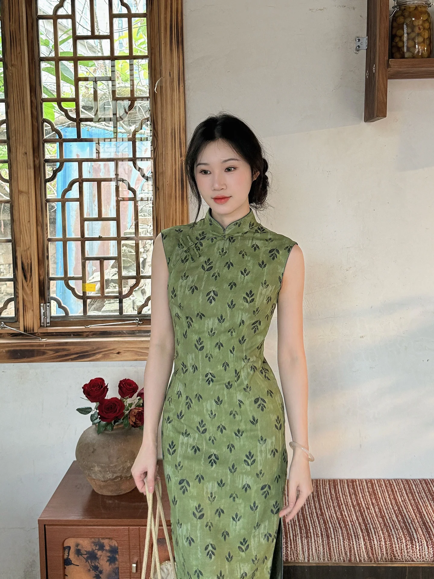 

Женское платье-ципао с пуговицами, современная обновленная версия, для повседневной носки, комфортное, дышащее, длинное.