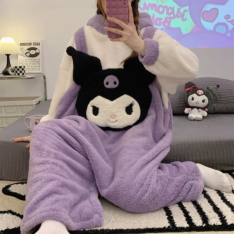 

Комплект Sanrio для девочек, утепленная зимняя цельная одежда, каваи Куроми, сохраняющий тепло, халат, модная одежда для отдыха, новинка