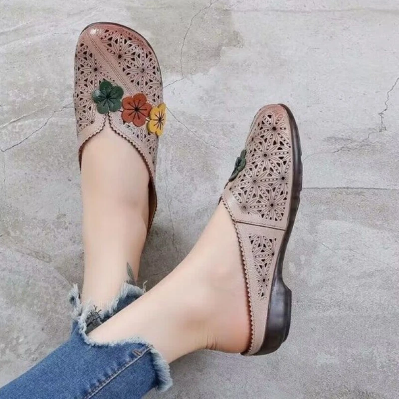 Female Flower Hollow Slippers Summer Breathable Soft Bottom Non-slip Shoes Ethnic Style Retro Round Toe Sandals Zapatos Mujer