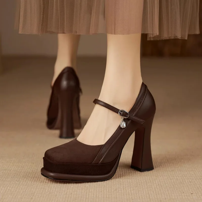 

Туфли-лодочки Мэри Джейн на массивном каблуке в стиле ретро с Т-образным ремешком и платформой, модельные туфли на массивном каблуке с квадратным носком, элегантные винтажные коричневые формальные туфли