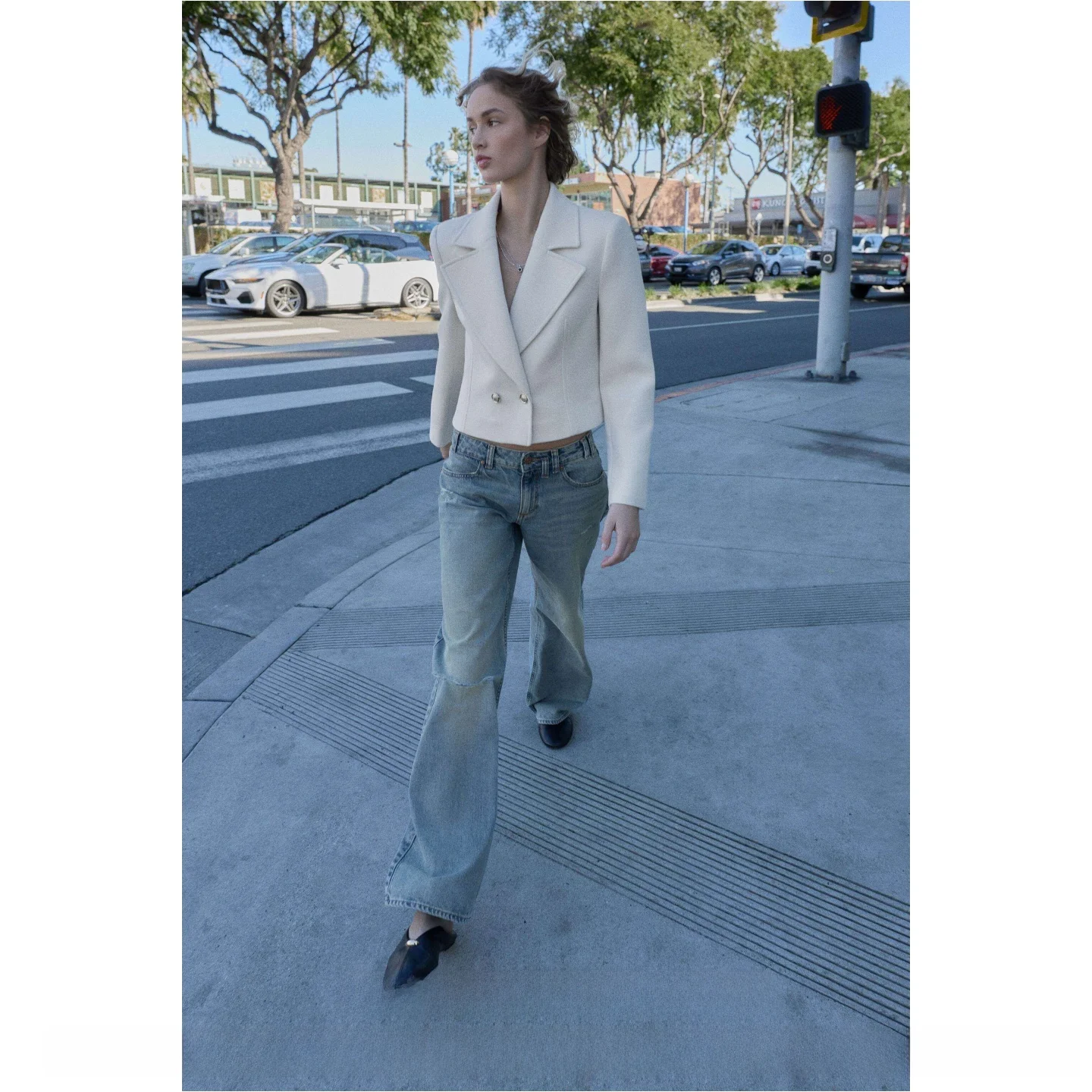 Fashionable Versatile Short Double-Breasted Turn-down Collar Suit Jacket New Summer 2026 Women's Cotton Commute Style Coat