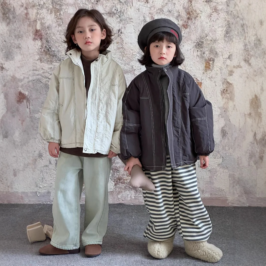 

Детская зимняя новая хлопковая куртка в корейском стиле с воротником-стойкой, модная теплая и красивая куртка с вышивкой букв