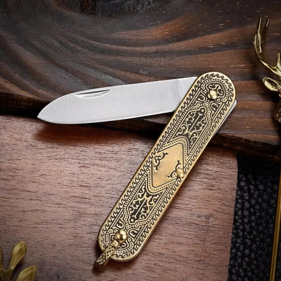 Mini Retro Folding Knife With Brass Handle, Keychain Knife, Multi-Functional Fruit Knife For Outdoor And Daily Carry.