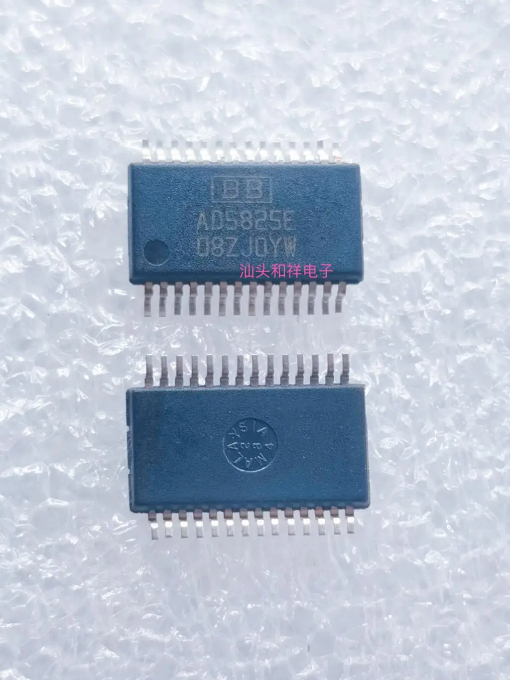 Free shipping  ADS825E/1K   SSOP28  IC ADS825E    10PCS