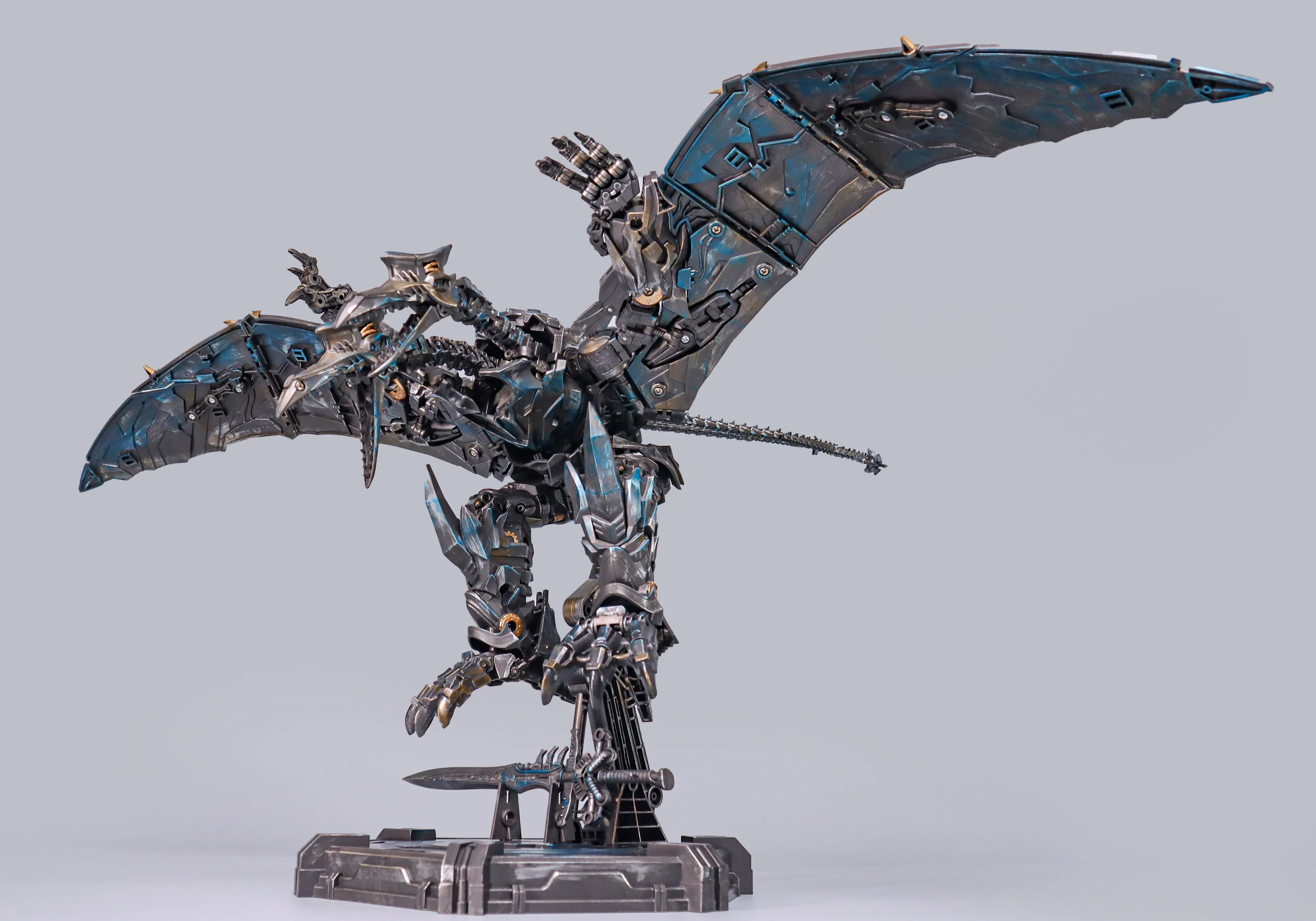 [มีสินค้าในสต็อก] หุ่นยนต์แปลงร่าง BAIWEI รุ่น TW-1104 TW1104 Strafe Robot Swoop แอ็คชั่นฟิกเกอร์ ขนาด 27 ซม.