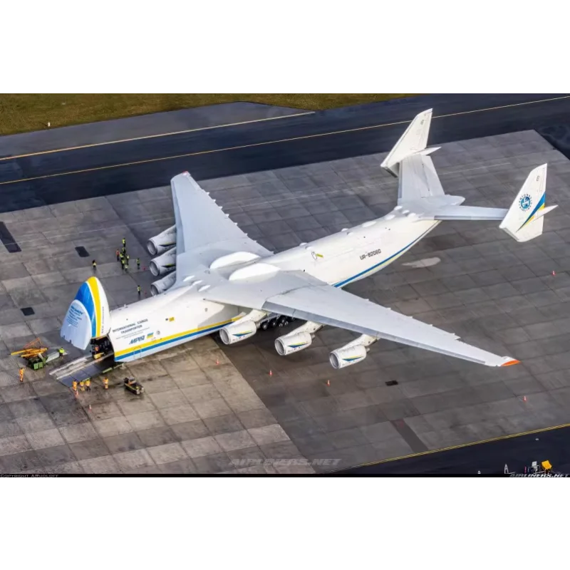 

1:200 Scale Souvenir An 225 Transport Aircraft Finished Alloy Aircraft Model Collectible Toy Gift Souvenir Display Ornament