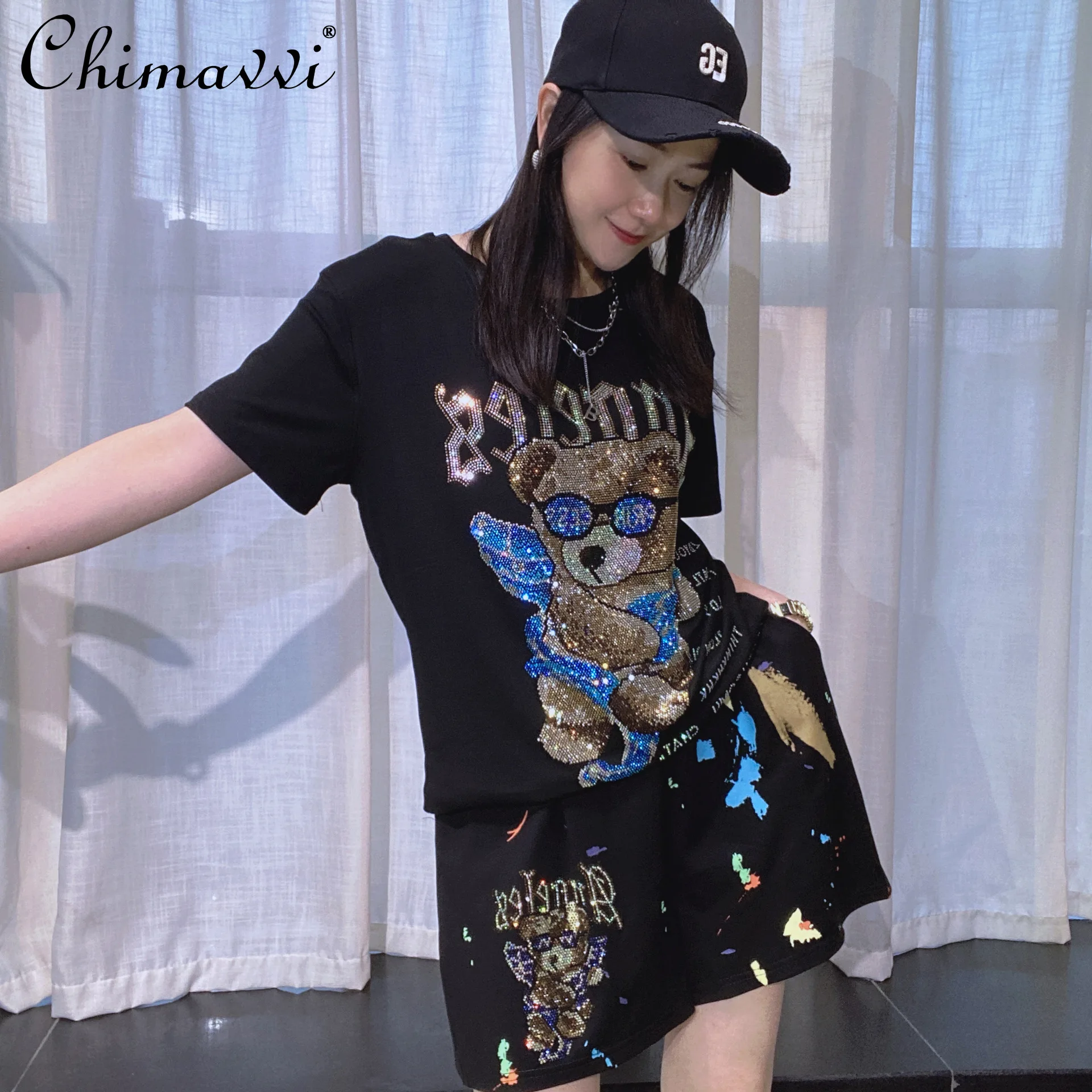 

Fashion Casual Sports Suit Women's Summer Heavy Hot Diamond Round Neck Short Sleeve T-Shirt Top Shorts Cool Girls Two-piece Suit