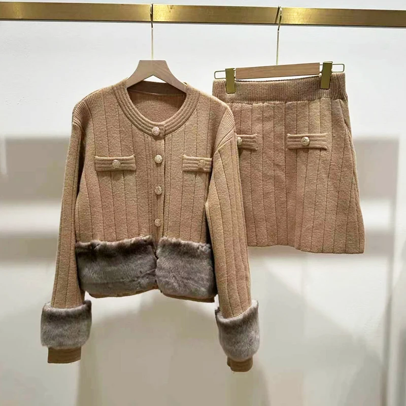 2026 Girl's Autumn Luxury White Slim Real Rex Rabbit Fur Cuff Coat Two Pieces Knitted Sweater Skirt Cothing Set Sweater Coat