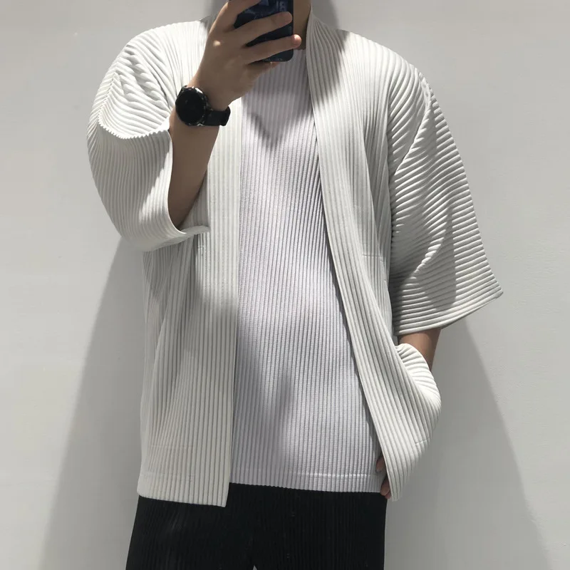 Pleats Original Design Men\'s Jacket 2024 Spring Summer Half-sleeved Cardigan Pleated Loose Large Size Short-sleeved Jacket Suit