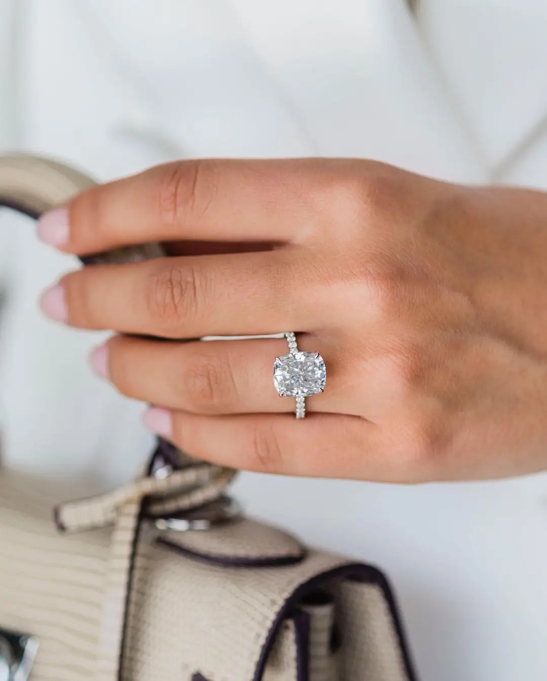 Anillo de moissanita con corte cojín de 5 quilates, piedra preciosa solitaria de 9×11 mm, joyería fina de oro blanco macizo de 9K/14K, certificado GRA, regalo de compromiso, boda o aniversario para mujer