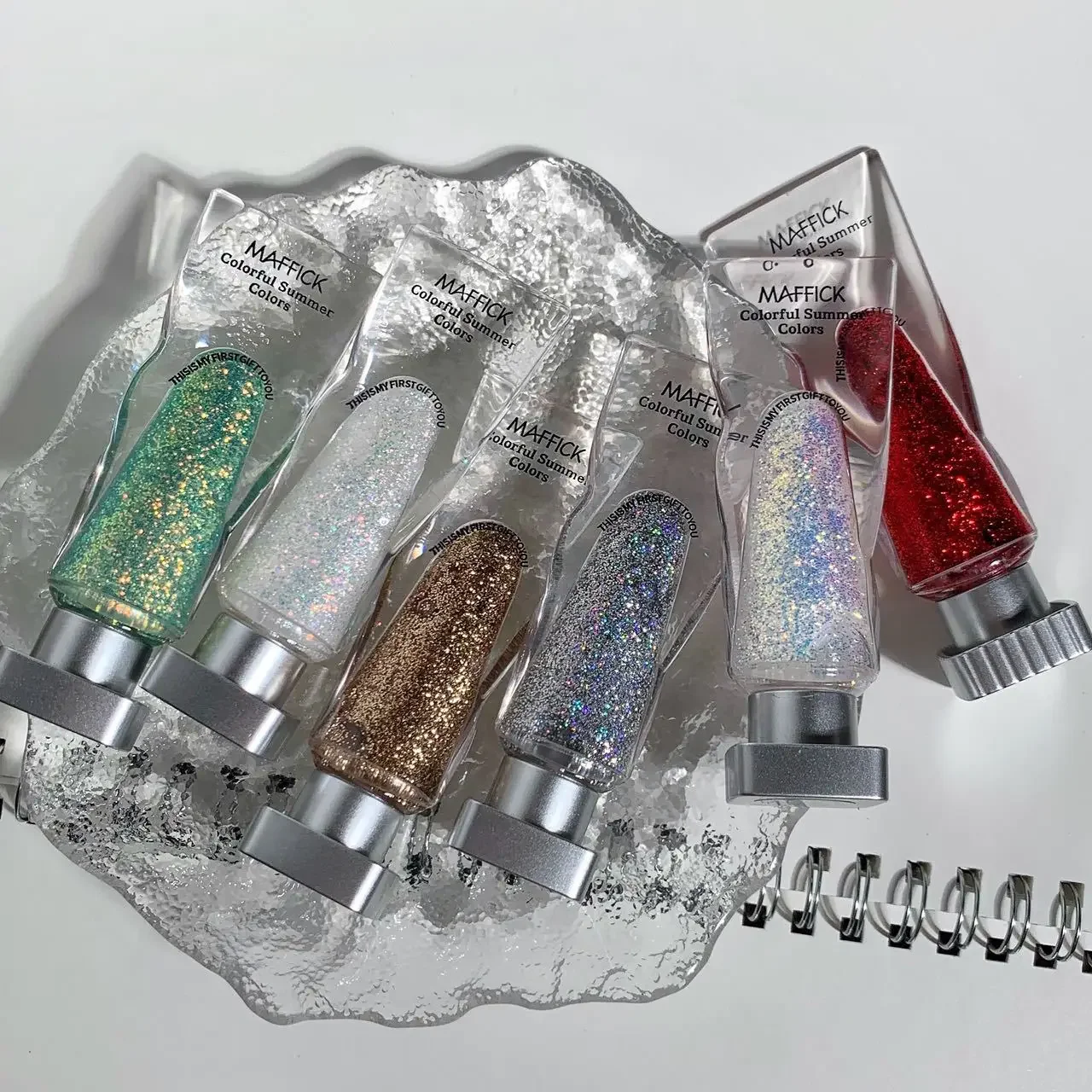 Cubo de hielo, sombra de ojos líquida, brillo, sombra de ojos perla, gusano de seda, mentiras, paleta de sombra de ojos brillante, cosméticos de maquillaje, nkeсakatка