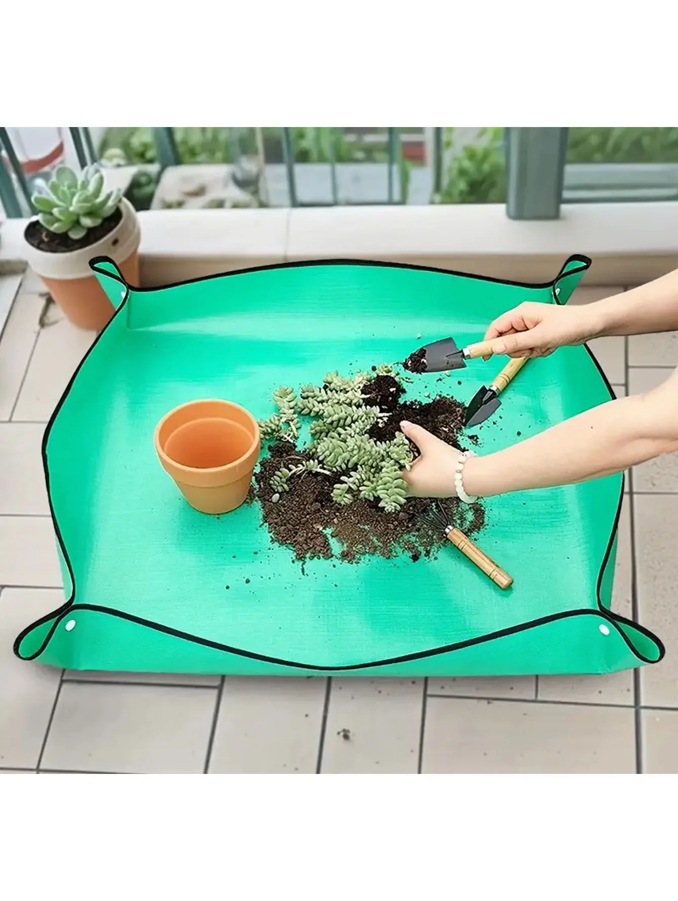 Waterproof Stain-Resistant Gardening Mat, Thickened Durable, Easy Clean. Great for Repotting, Soil Mixing and Indoor Plant Care.